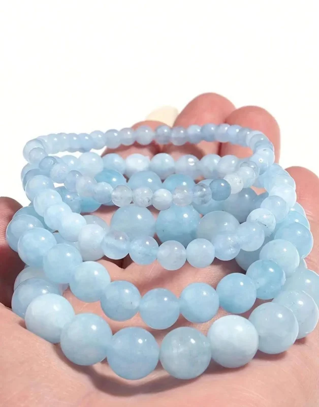 Гривна от аквамарин